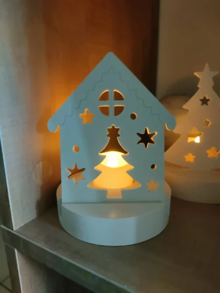 Décors maison sapin en résine minérale
